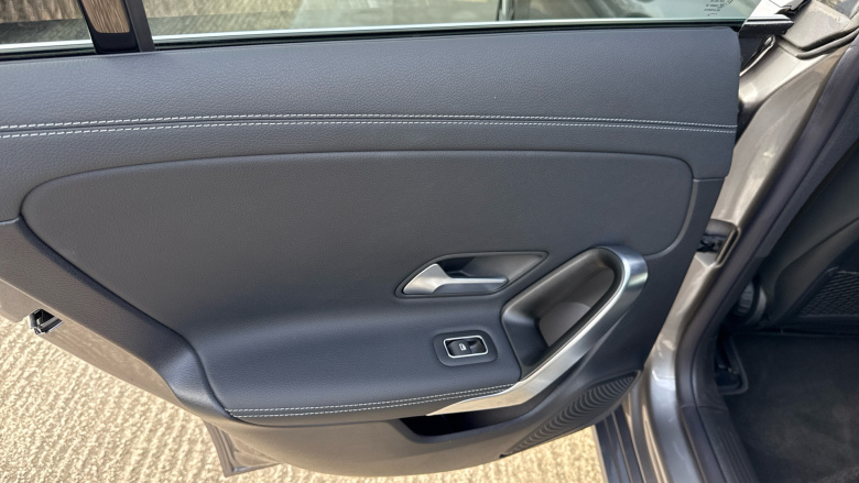 Mercedes-Benz CLA 180 Sport Executive 5dr Tip Auto Petrol Estate